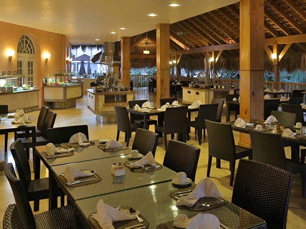Blues Restaurant & Kosher Kitchen